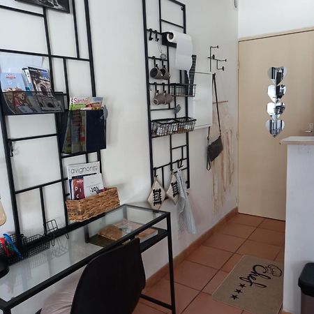 Studio Cocooning Centre Historique D Avignon Apartment Bagian luar foto