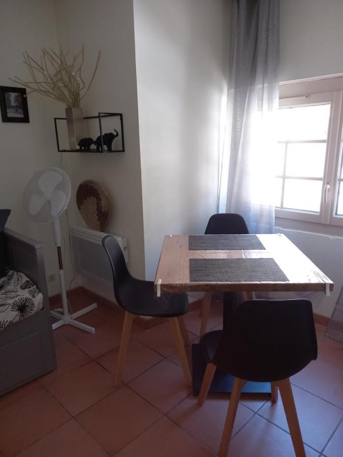 Studio Cocooning Centre Historique D Avignon Apartment Bagian luar foto